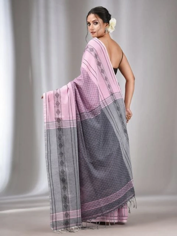 Handloom Ganga Jamuna Woven Border Saree - Pink