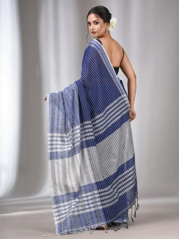 Handloom Ganga Jamuna Woven Border Saree - Blue