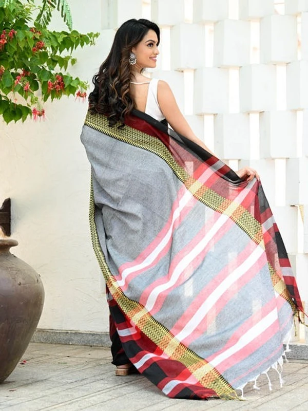 Handloom Contrast Woven Border Saree - Gray, Cotton, Cotton (CK)