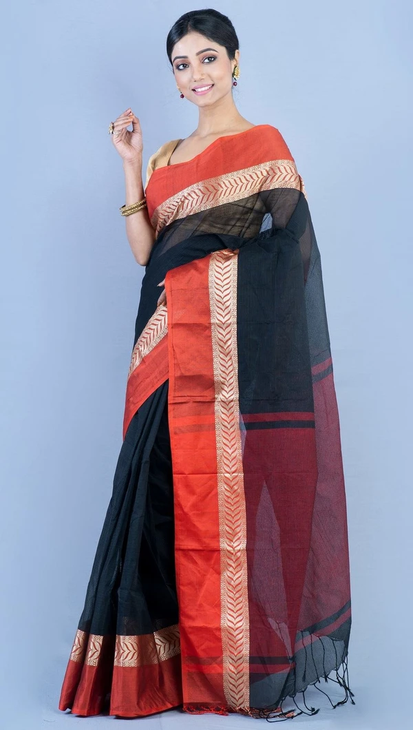 Handloom Cotton Bengali Tant Saree - Black & Red