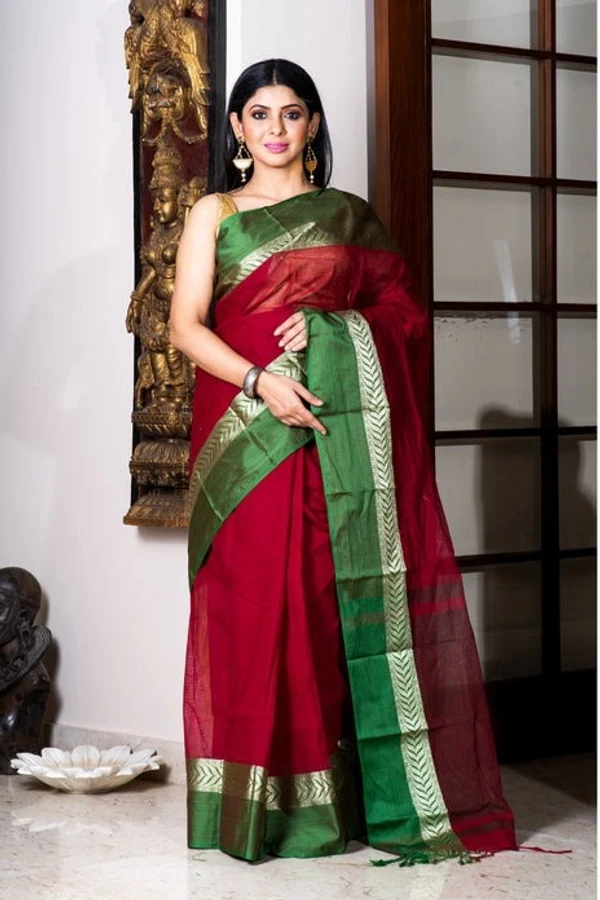 Handloom Cotton Bengali Tant Saree - Maroon & Green