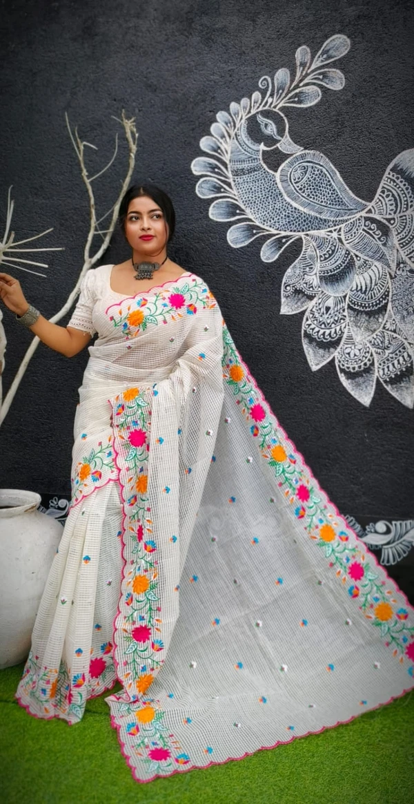 Handloom Artistic Floral Embroidered Saree - White