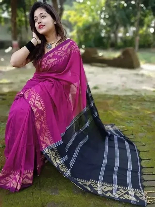 Handloom Jamdani Woven Zari Pallu Saree - Magenta & Black