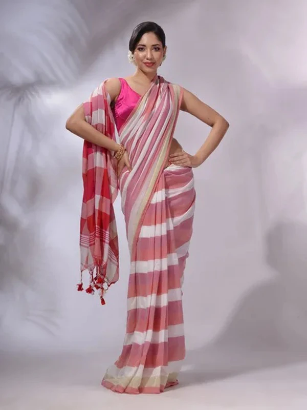 Handloom Contrast Colored Check Saree - Bazaar