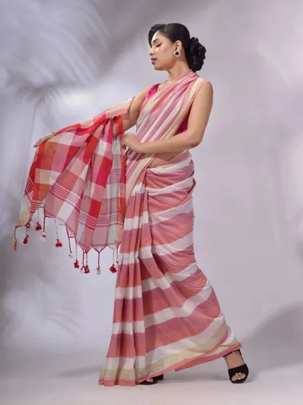 Handloom Contrast Colored Check Saree - Bazaar