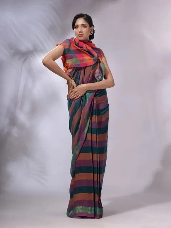 Handloom Contrast Colored Check Saree - Sea Green