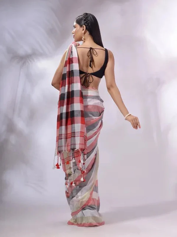 Handloom Contrast Colored Check Saree - Alto