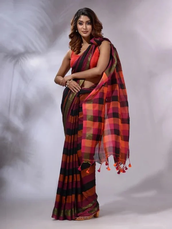 Handloom Contrast Colored Check Saree - Black