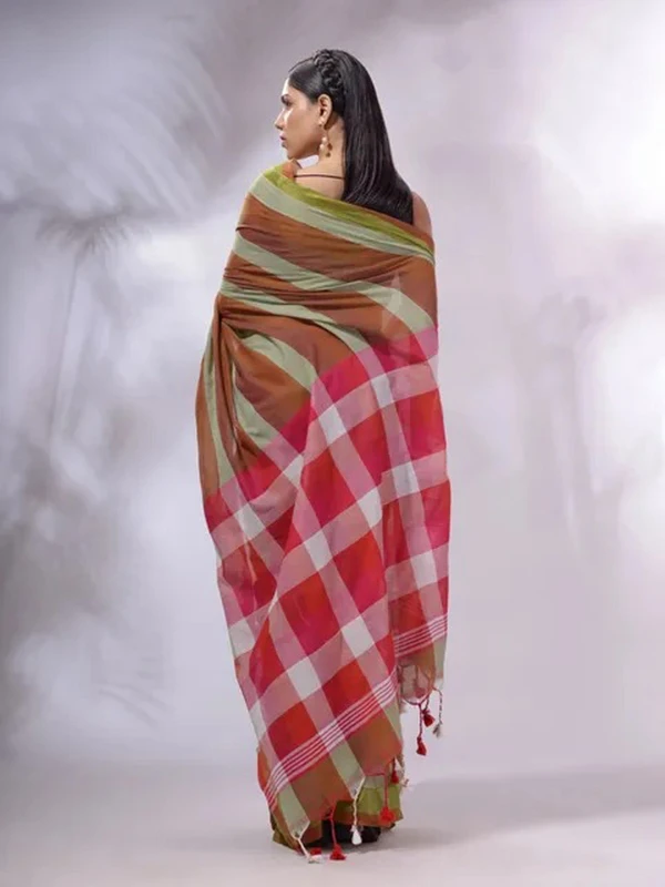 Handloom Contrast Colored Check Saree - Olive