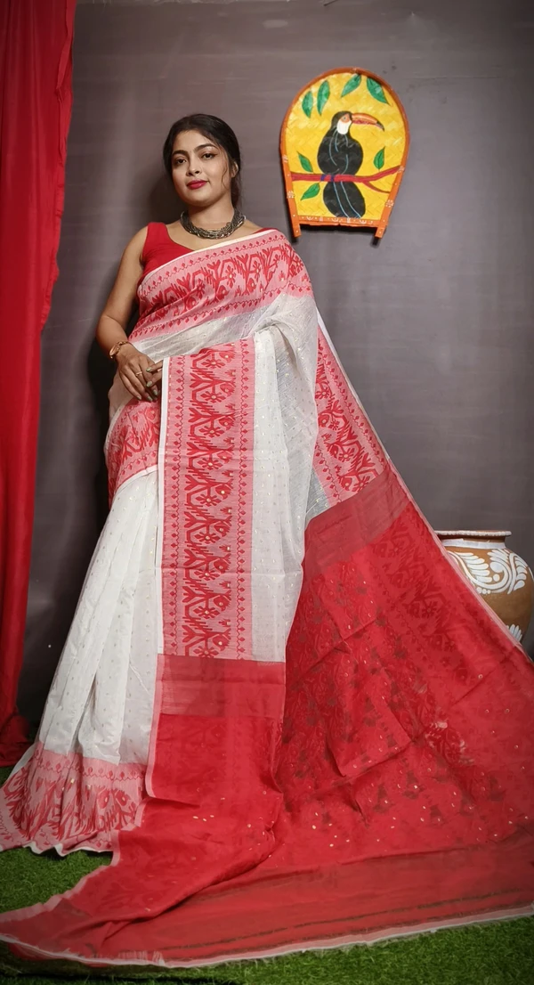 Handloom Traditional Woven Soft Jamdani - Red & White