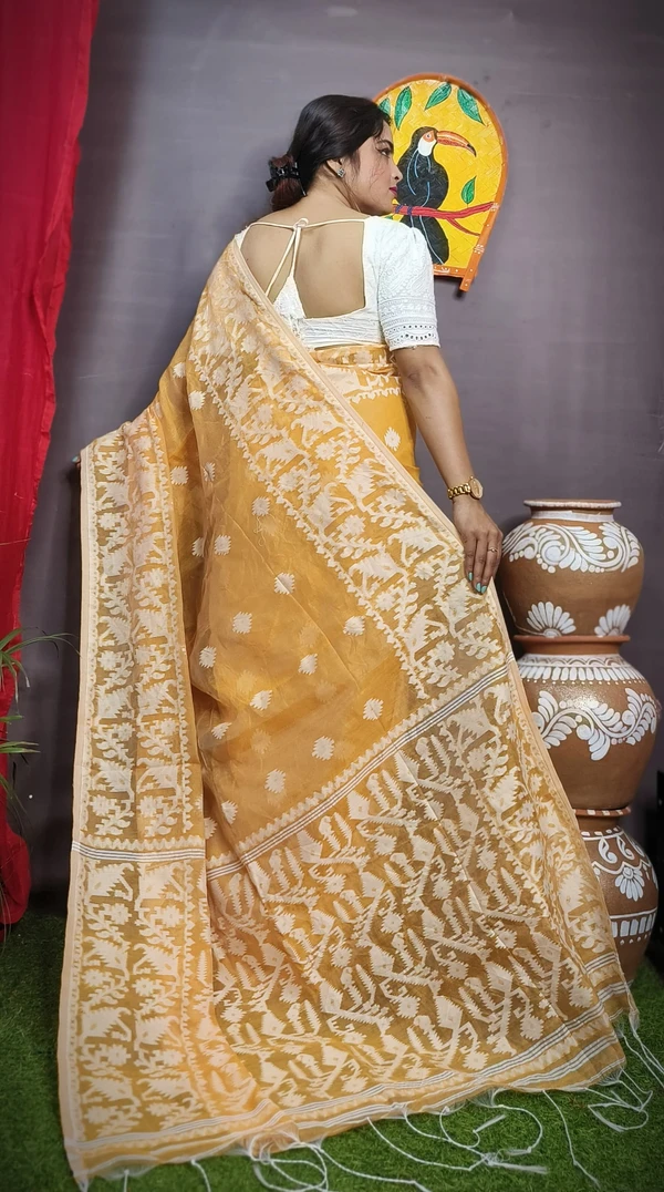 Handloom Traditional Woven Soft Jamdani - Grandis
