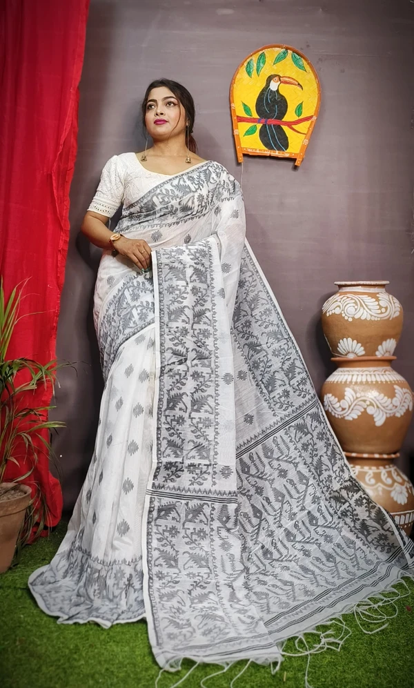 Handloom Traditional Woven Soft Jamdani - White & Black