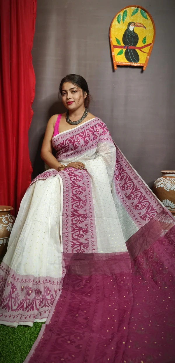 Handloom Traditional Woven Soft Jamdani - Magenta / Fuchsia