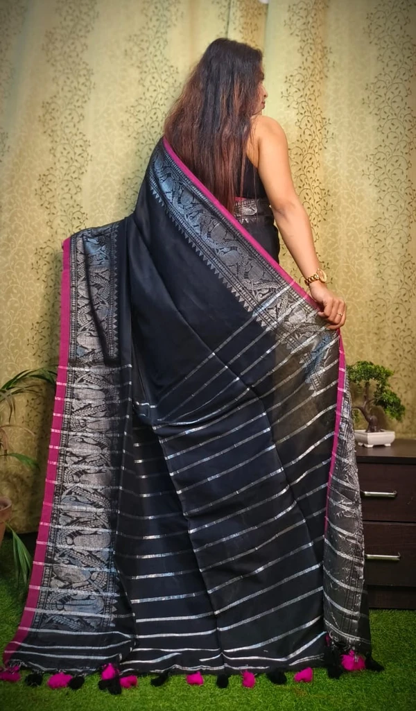 Nilima Handloom Copper Zari Work Border Saree - Black