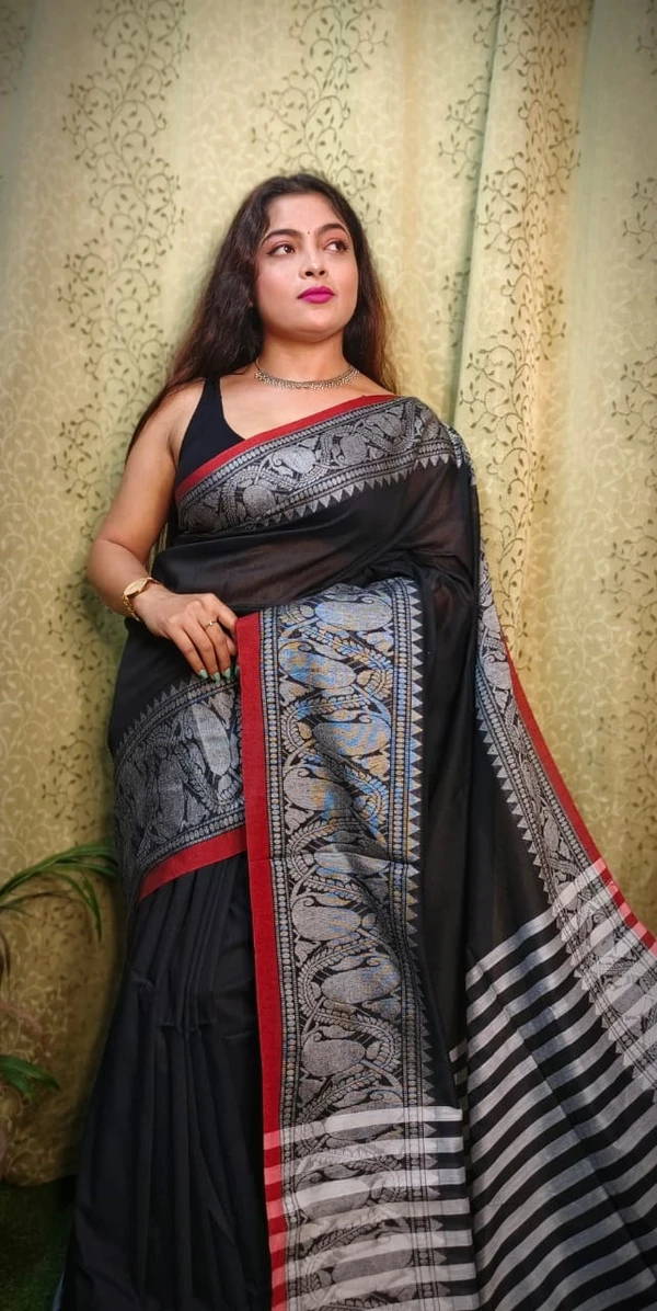 Nilima Handloom Copper Zari Work Border Saree - Black