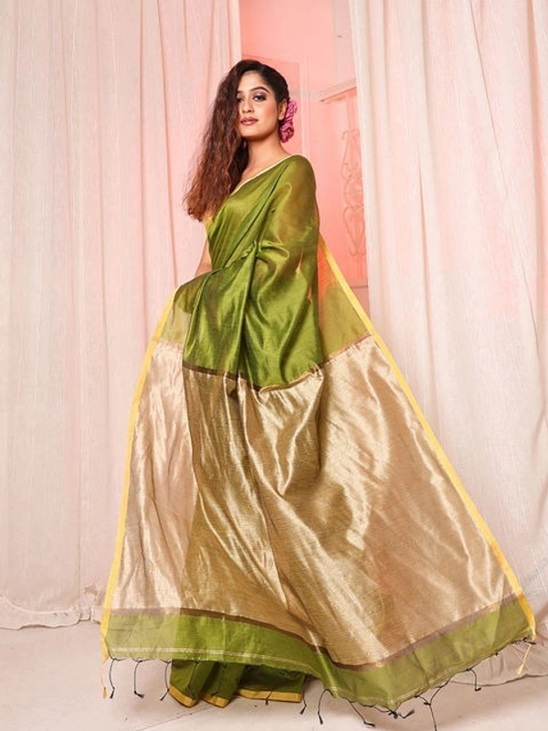Nilima Handloom Silver Zari Slab Pallu Saree - Olive