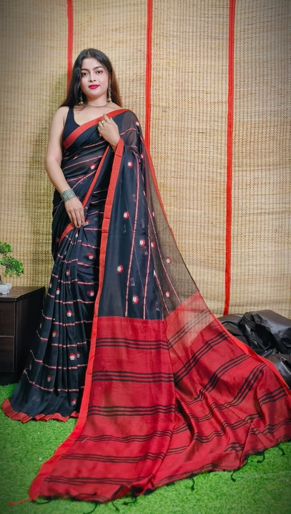 Handloom Woven Motive Saree - Black