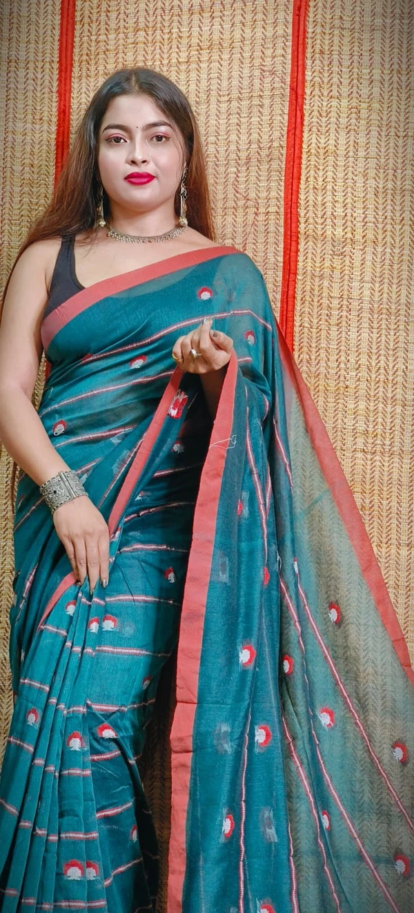 Handloom Woven Motive Saree - Deep Sea Green