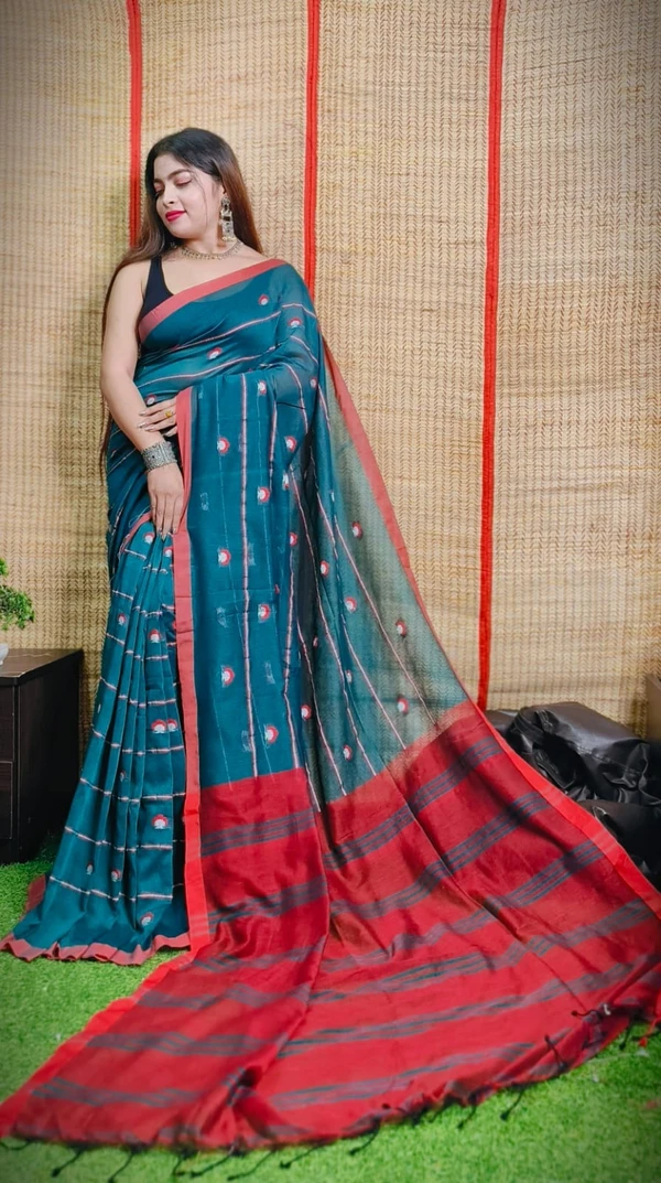 Handloom Woven Motive Saree - Deep Sea Green