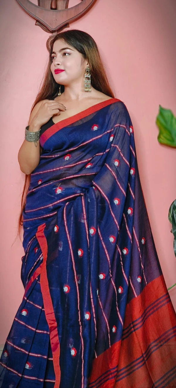 Handloom Woven Motive Saree - Navy Blue