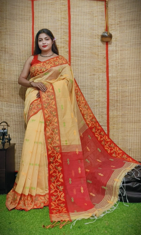 Handloom Woven Border Saree - Cream & Red