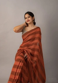 Handloom Self Contrast Strip Cotton Saree - Brown