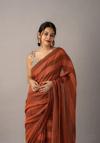Handloom Self Contrast Strip Cotton Saree - Brown