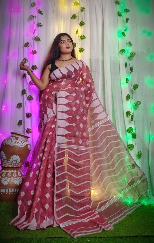 Handloom Temple Border Soft Jamdani - Maroon
