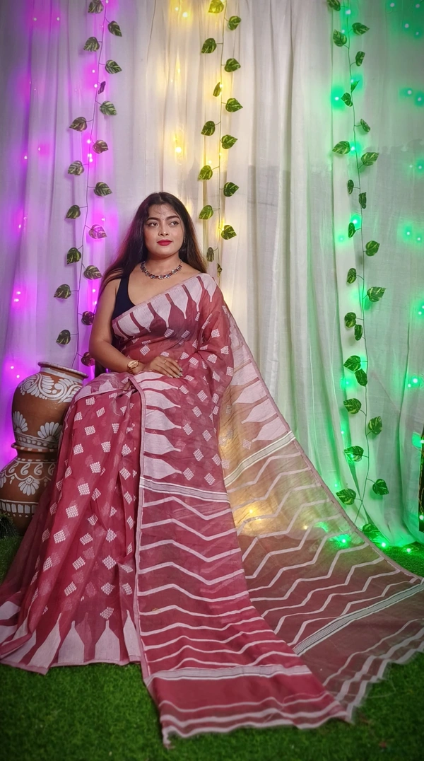 Handloom Temple Border Soft Jamdani - Maroon