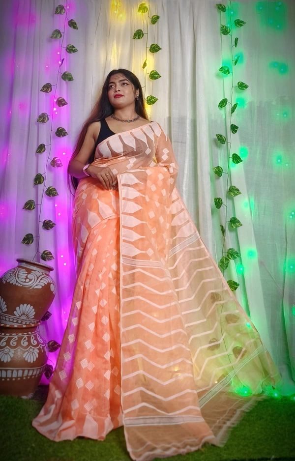Handloom Temple Border Soft Jamdani - Peach