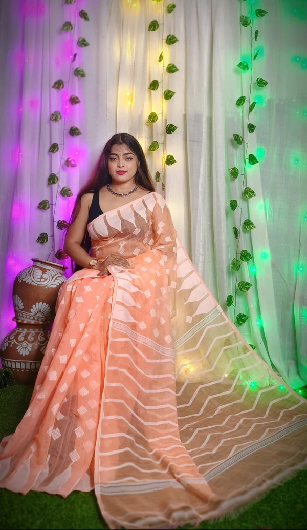 Handloom Temple Border Soft Jamdani - Peach