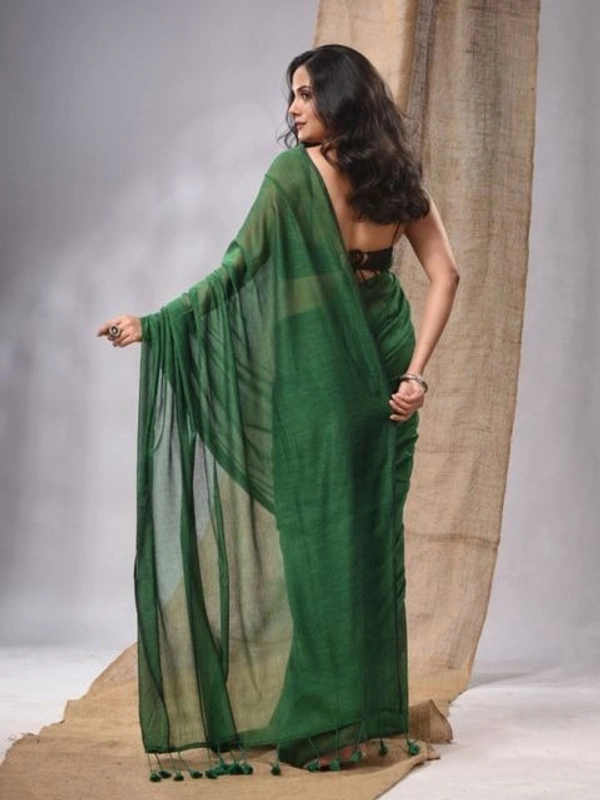 Handloom Solid Color Contrast Long Tassel Saree - Cardin Green, Cotton (CK)