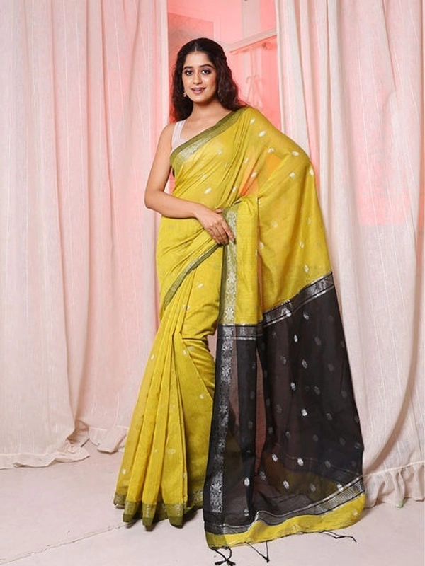 Handloom Floral Buta Cotton Silk Saree - Gold