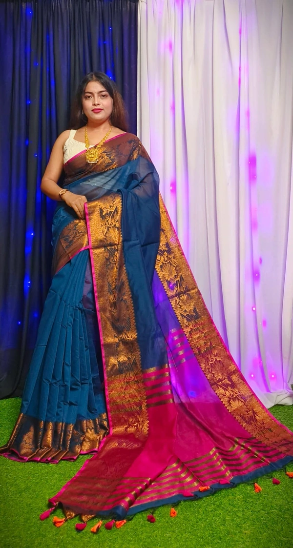 Raja Handloom Copper Zari Woven Border Saree - Bay of Many