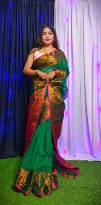 Raja Handloom Copper Zari Woven Border Saree - Japanese Laurel