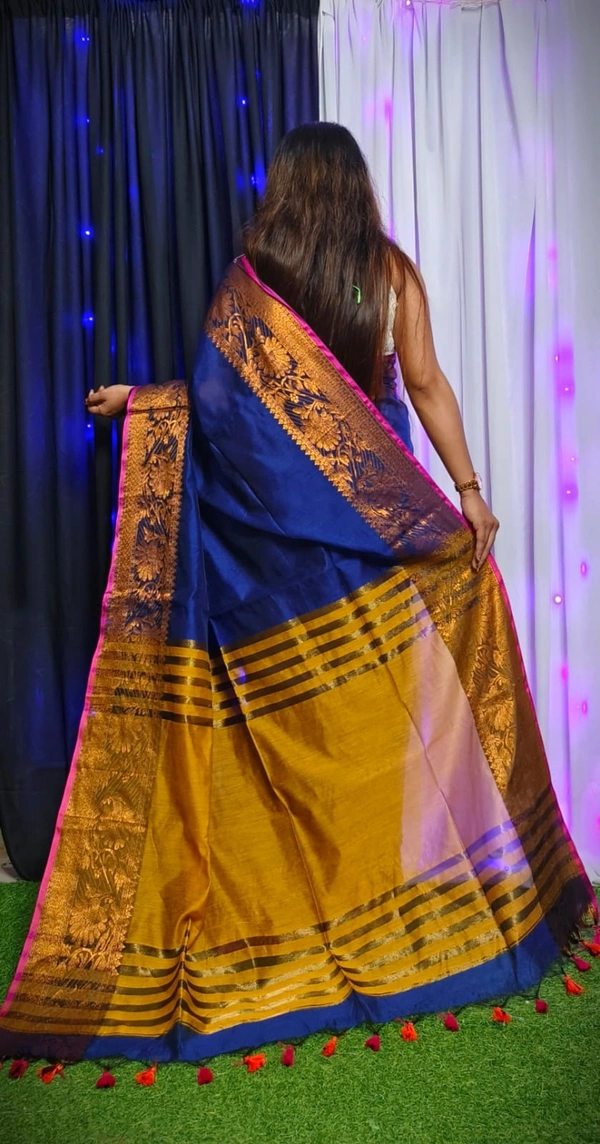 Raja Handloom Copper Zari Woven Border Saree - Navy Blue