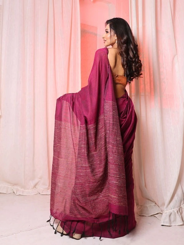 Handloom Solid Color Gichha Strips Pallu Saree - Maroon