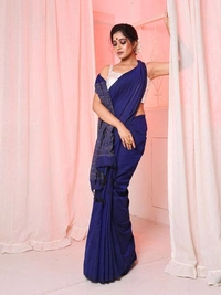 Handloom Solid Color Gichha Strips Pallu Saree - Navy Blue