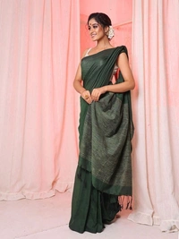 Handloom Solid Color Gichha Strips Pallu Saree - Parsley