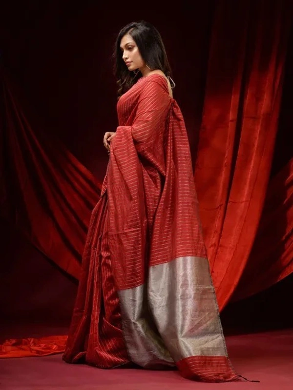 Handloom Zari Strip Gichha Pallu Saree - Red, Cotton
