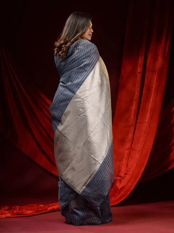 Handloom Zari Strip Gichha Pallu Saree - Gray, Cotton