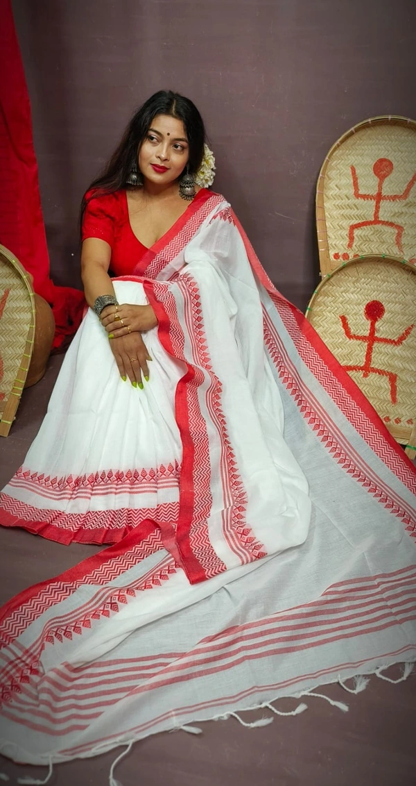 Raja & Nilima Traditional Temple Woven Border Saree