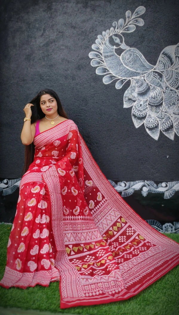 Handloom Traditional Woven Soft Jamdani - Red
