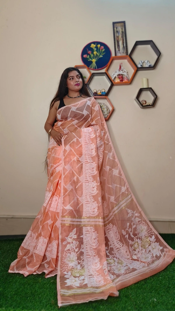 Handloom Traditional Woven Soft Jamdani - Peach