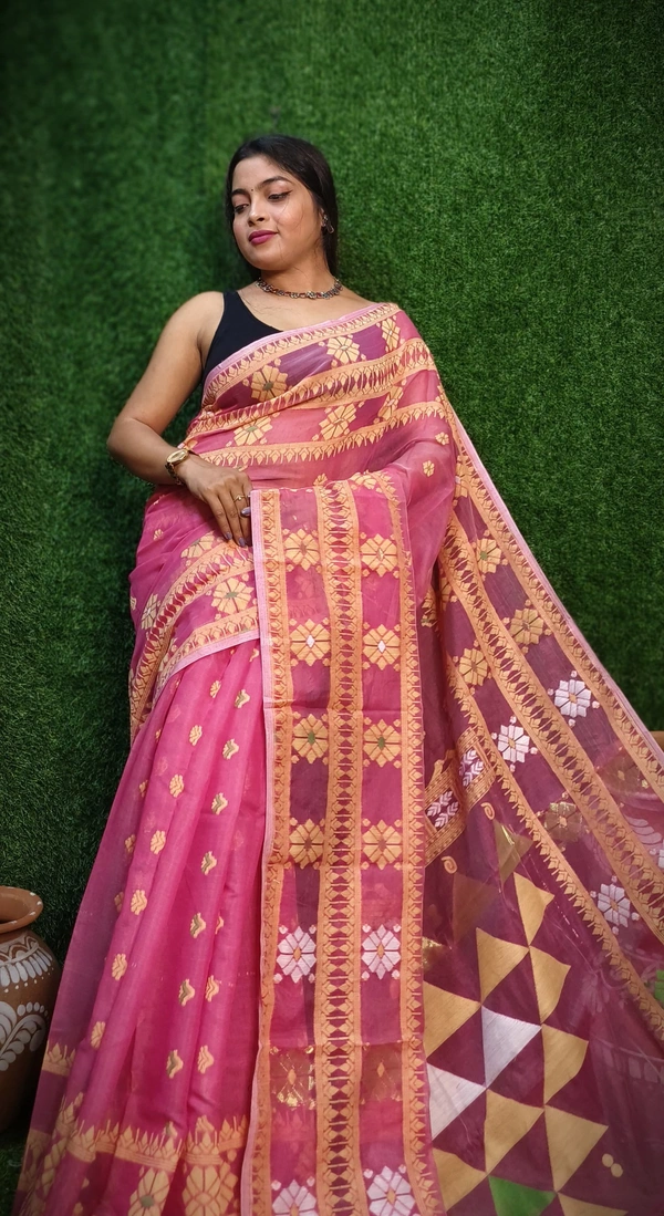 Handloom Traditional Woven Soft Jamdani - Pink