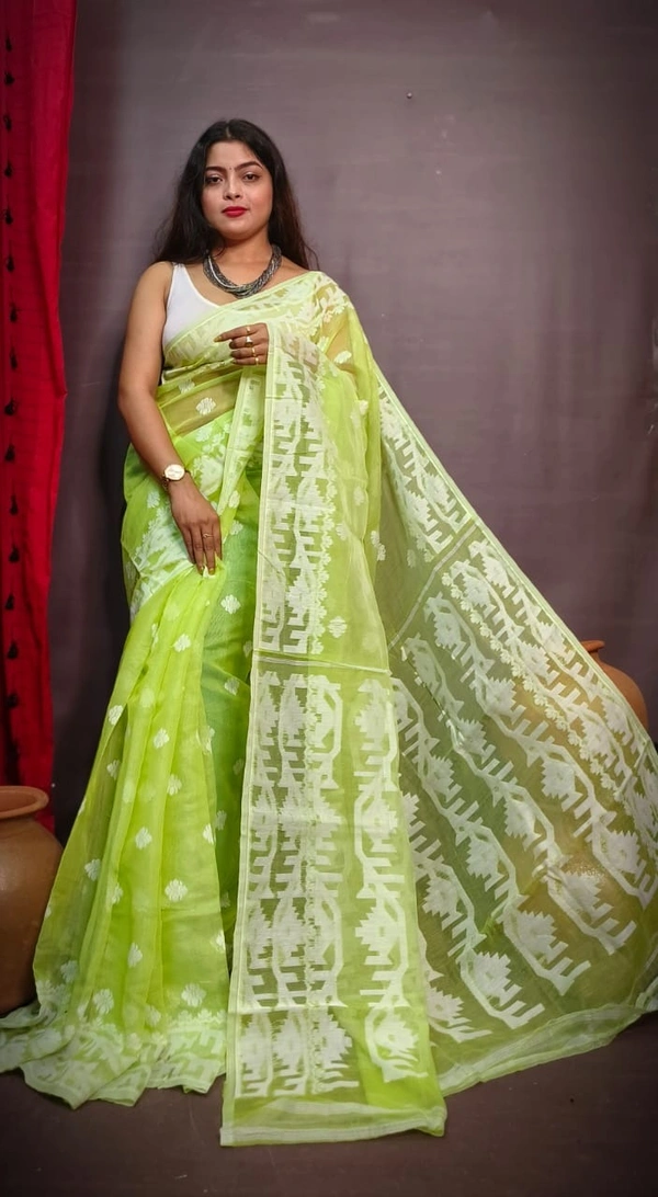 Handloom Traditional Woven Soft Jamdani