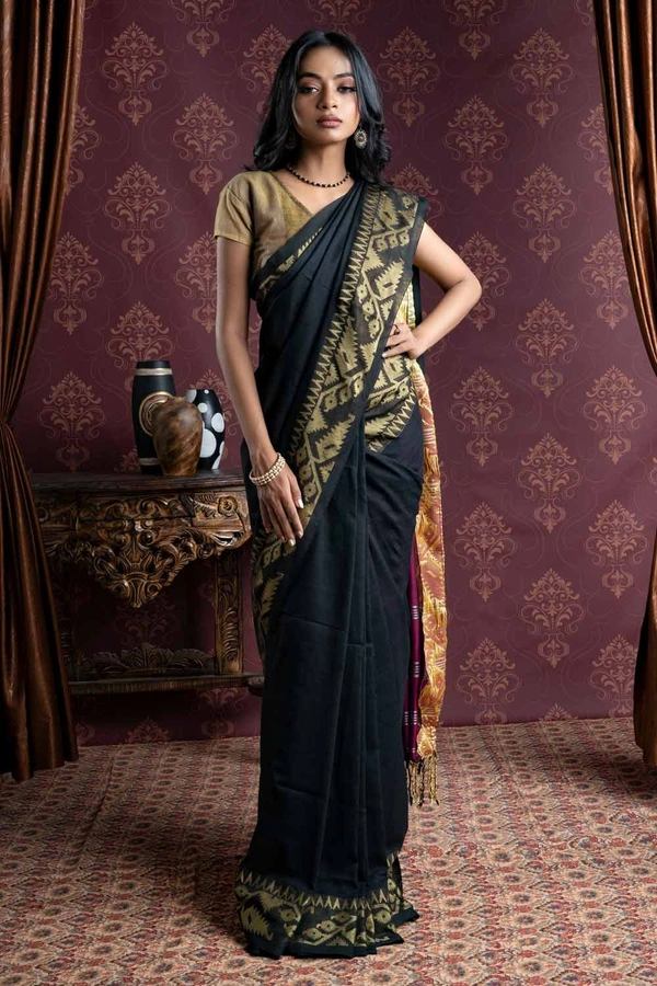 Handloom Jamdani Woven Cotton Zari Pallu Saree - Black, Cotton
