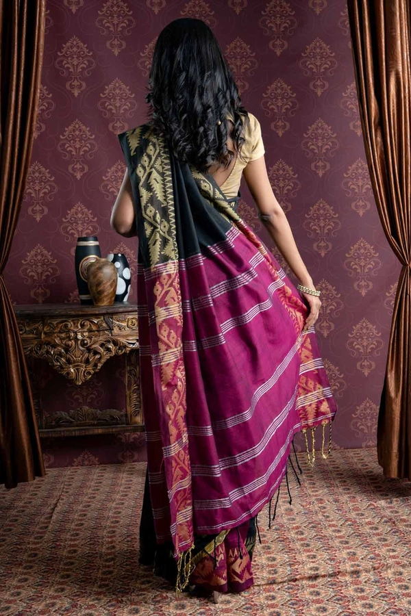 Handloom Jamdani Woven Cotton Zari Pallu Saree - Black, Cotton