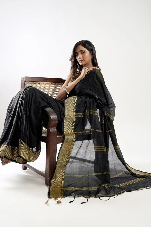 Handloom Woven Border Cotton Maheswari Saree - Black