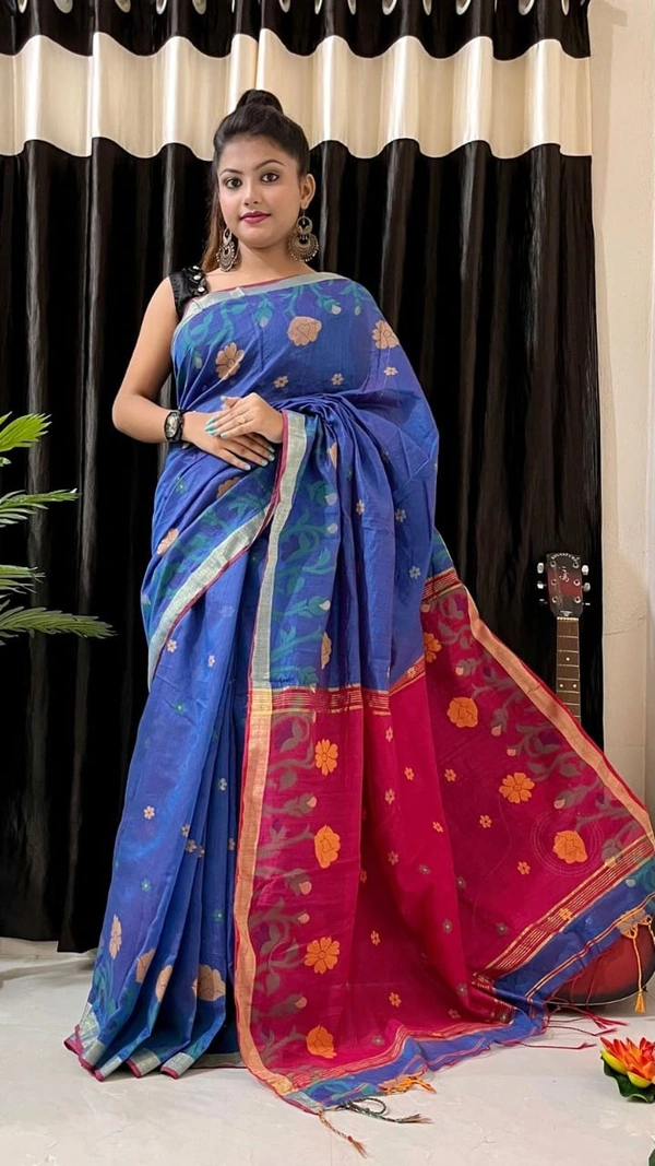 Som Handloom Floral Border Cotton Silk Saree - Blue